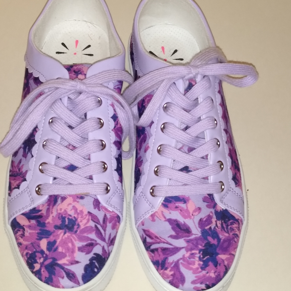 Issac Mizrahi tennis shoes size 9